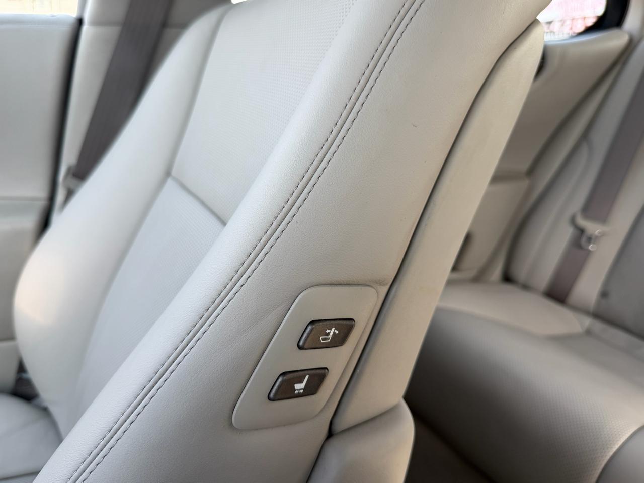 Lexus LS 460 Luxury Sedan 2007