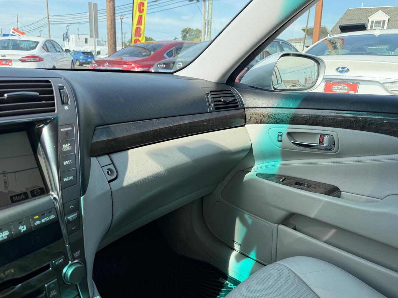 Lexus LS 460 Luxury Sedan 2007