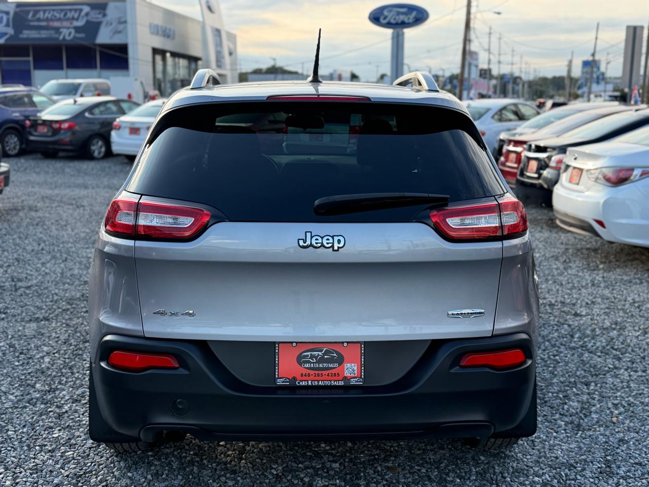 Jeep Cherokee Latitude 4WD 2014