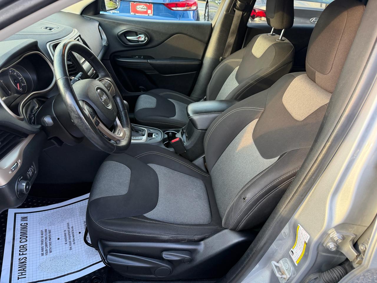 Jeep Cherokee Latitude 4WD 2014