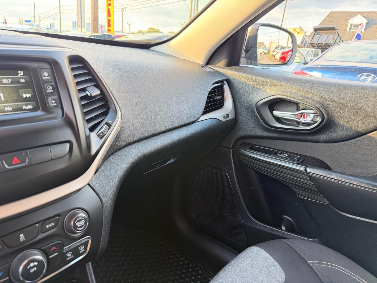 Jeep Cherokee Latitude 4WD 2014