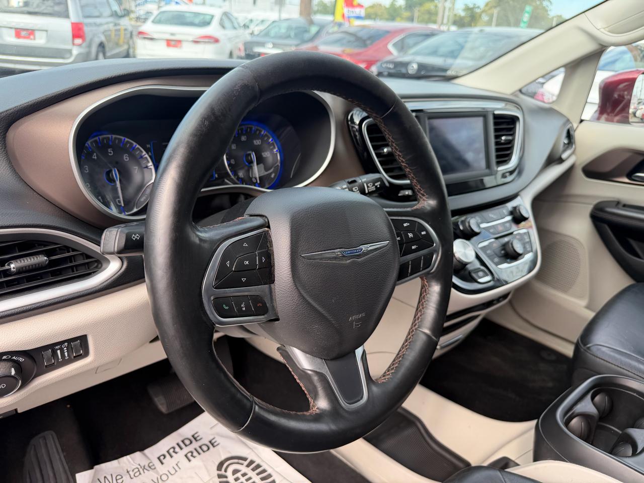 Chrysler Pacifica Touring-L 2019
