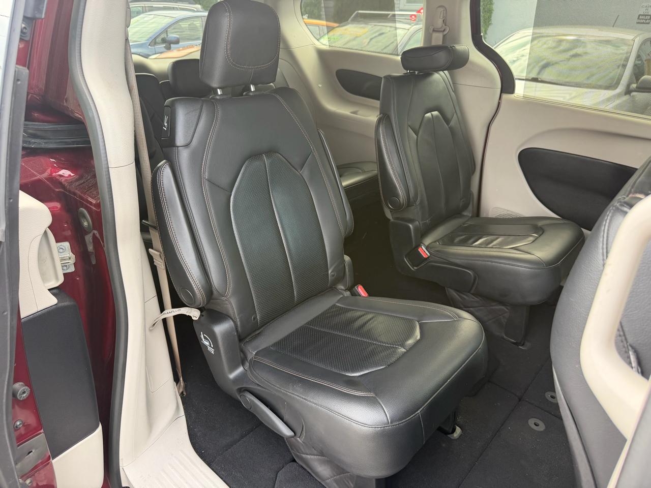 Chrysler Pacifica Touring-L 2019