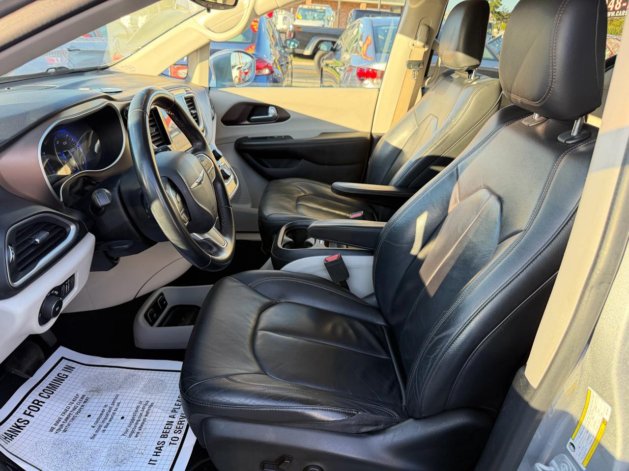 Chrysler Pacifica Touring-L 2017