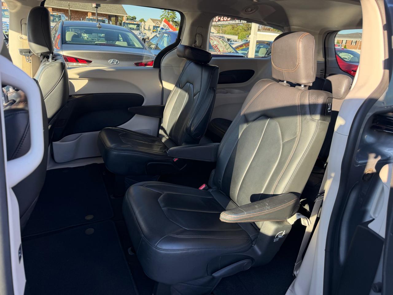 Chrysler Pacifica Touring-L 2017