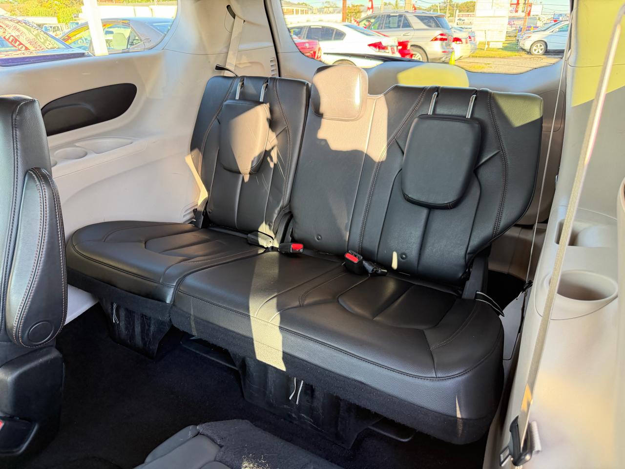 Chrysler Pacifica Touring-L 2017