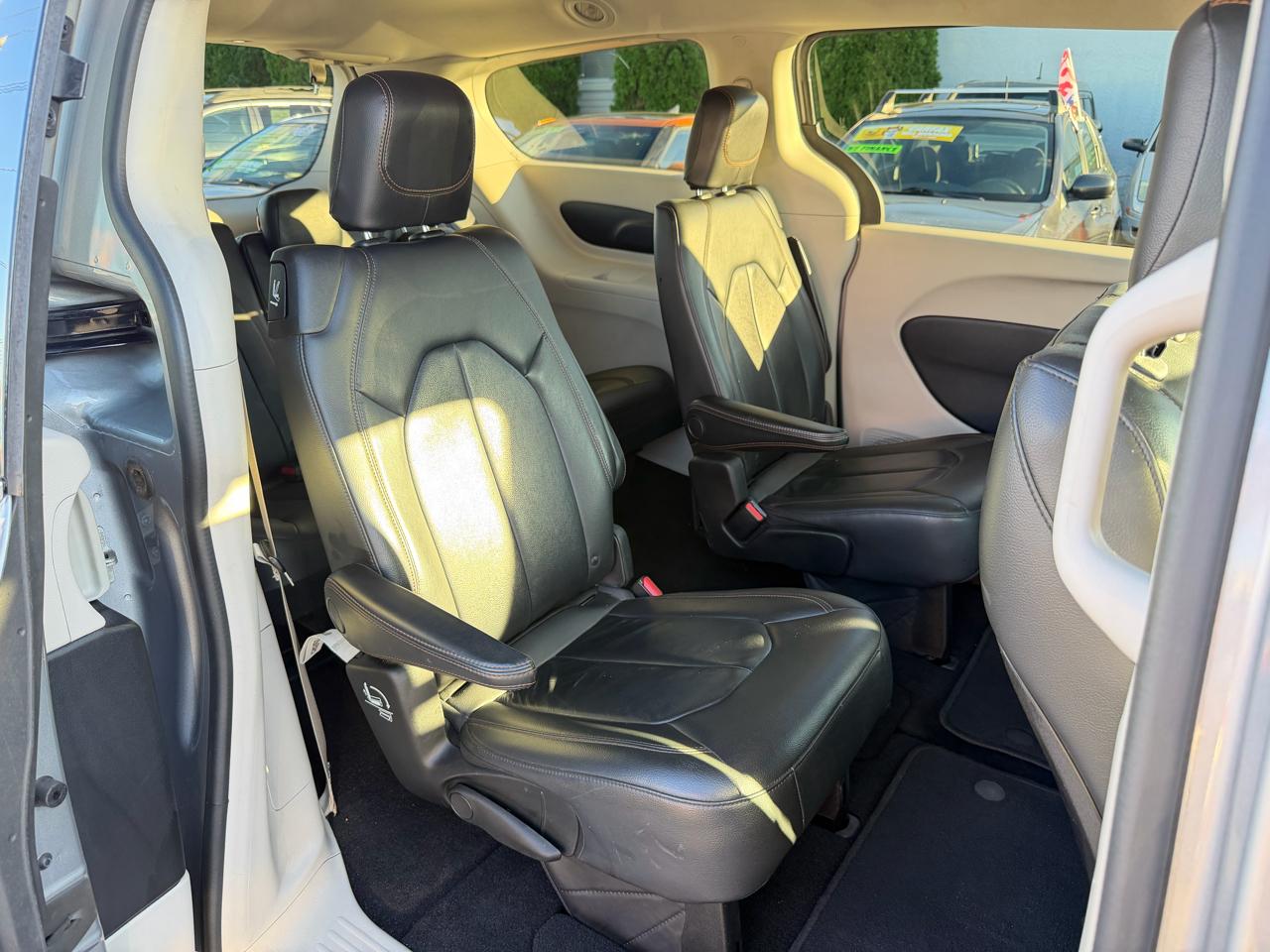 Chrysler Pacifica Touring-L 2017