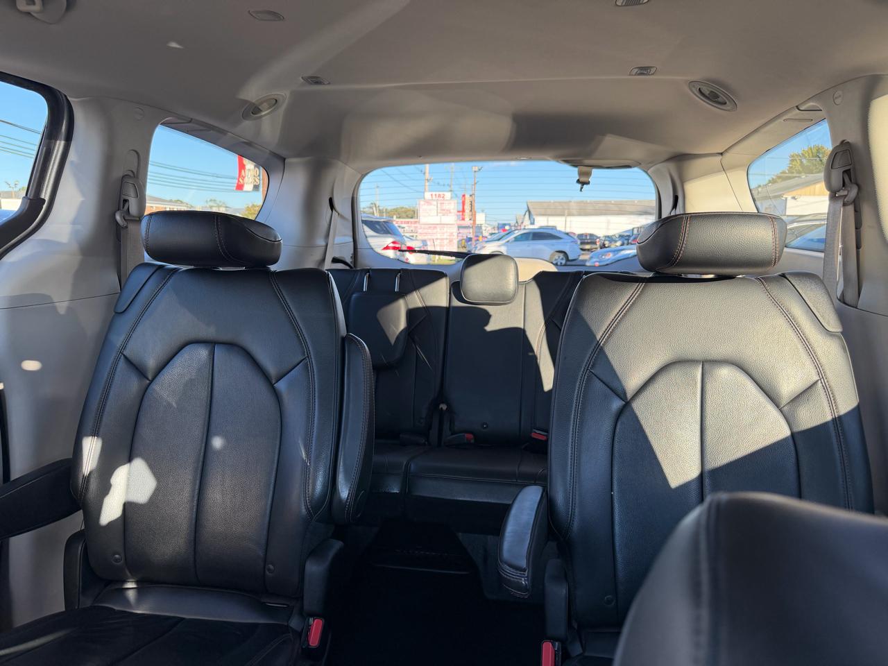 Chrysler Pacifica Touring-L 2017