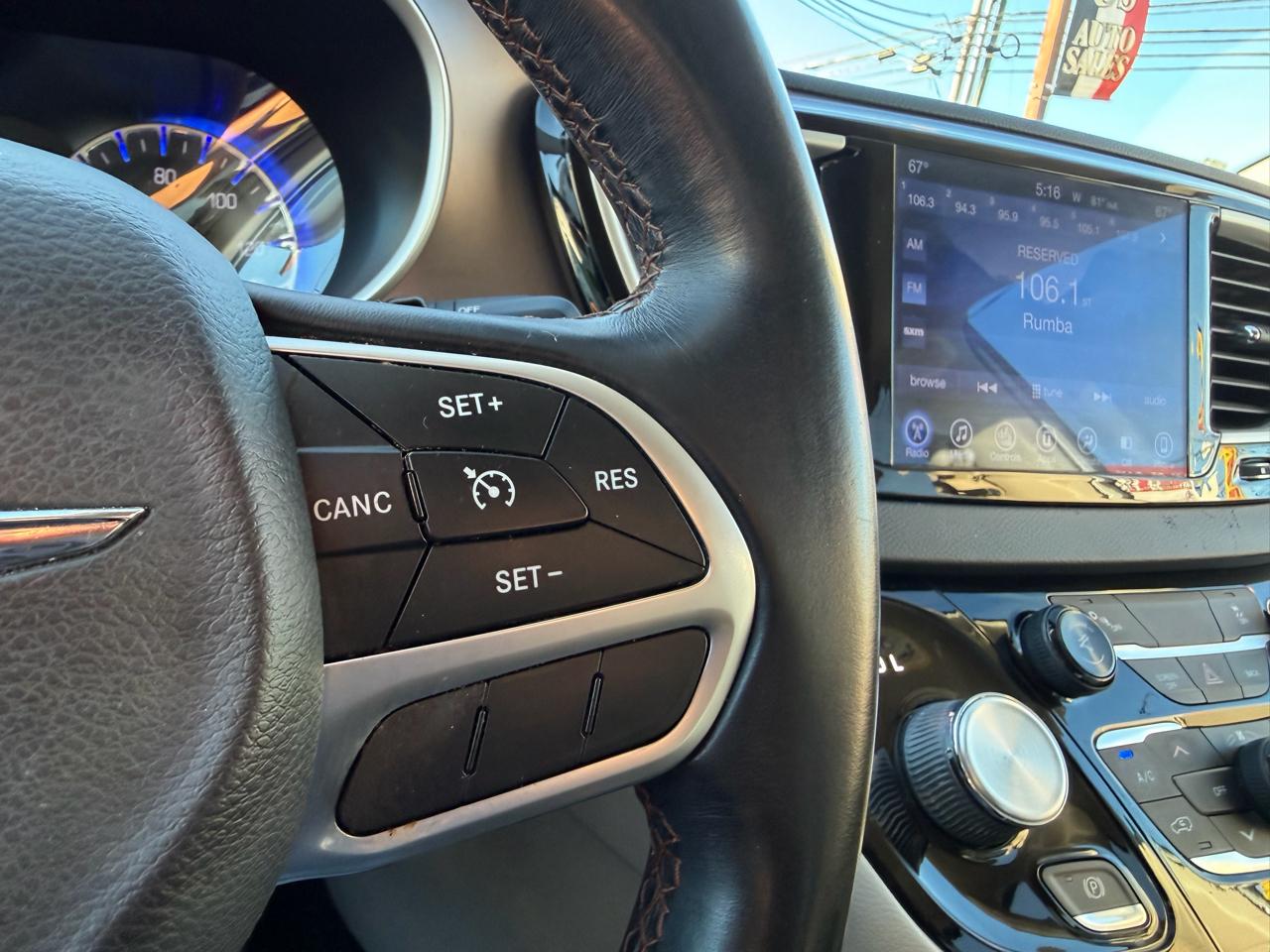 Chrysler Pacifica Touring-L 2017