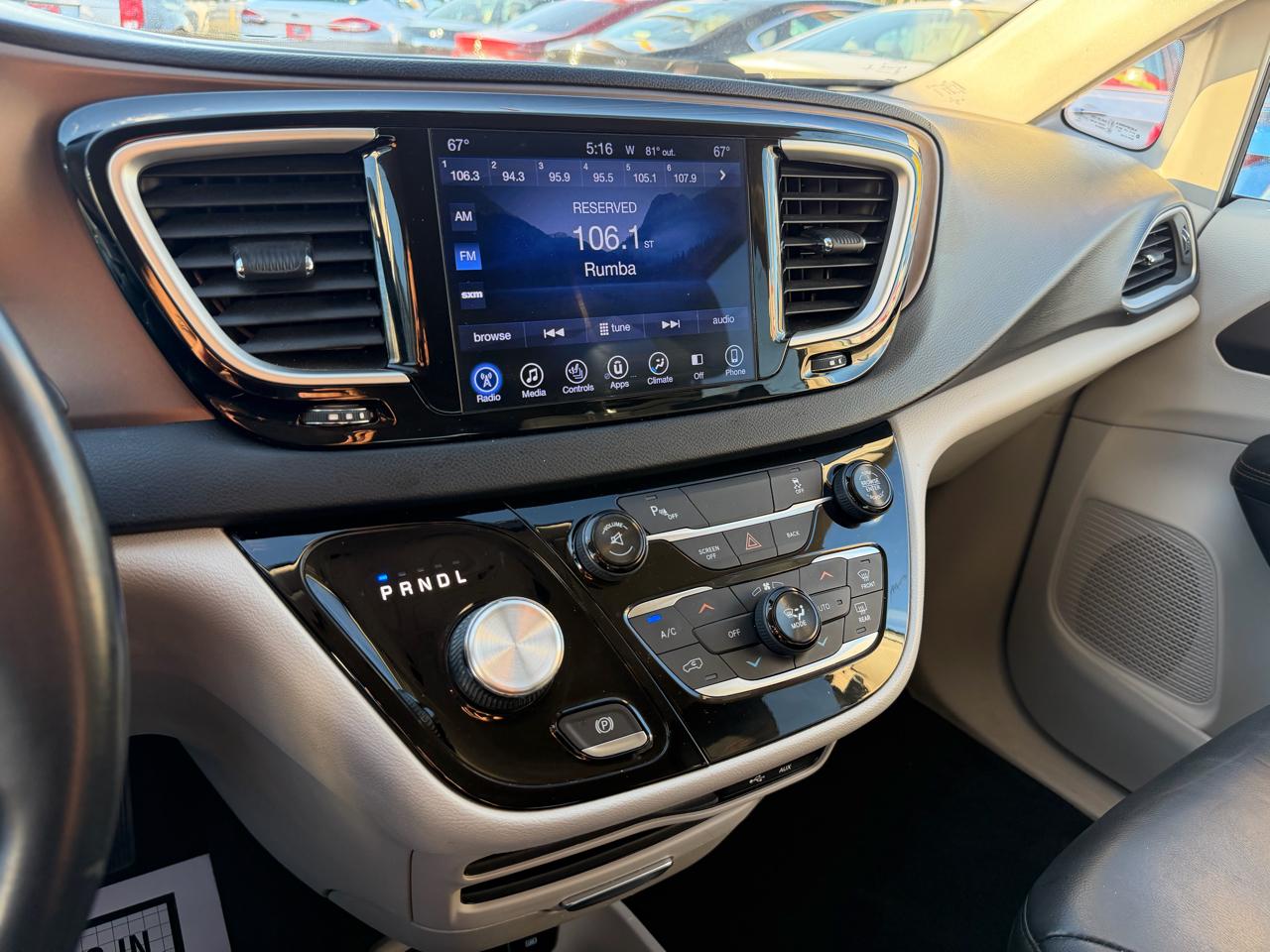 Chrysler Pacifica Touring-L 2017