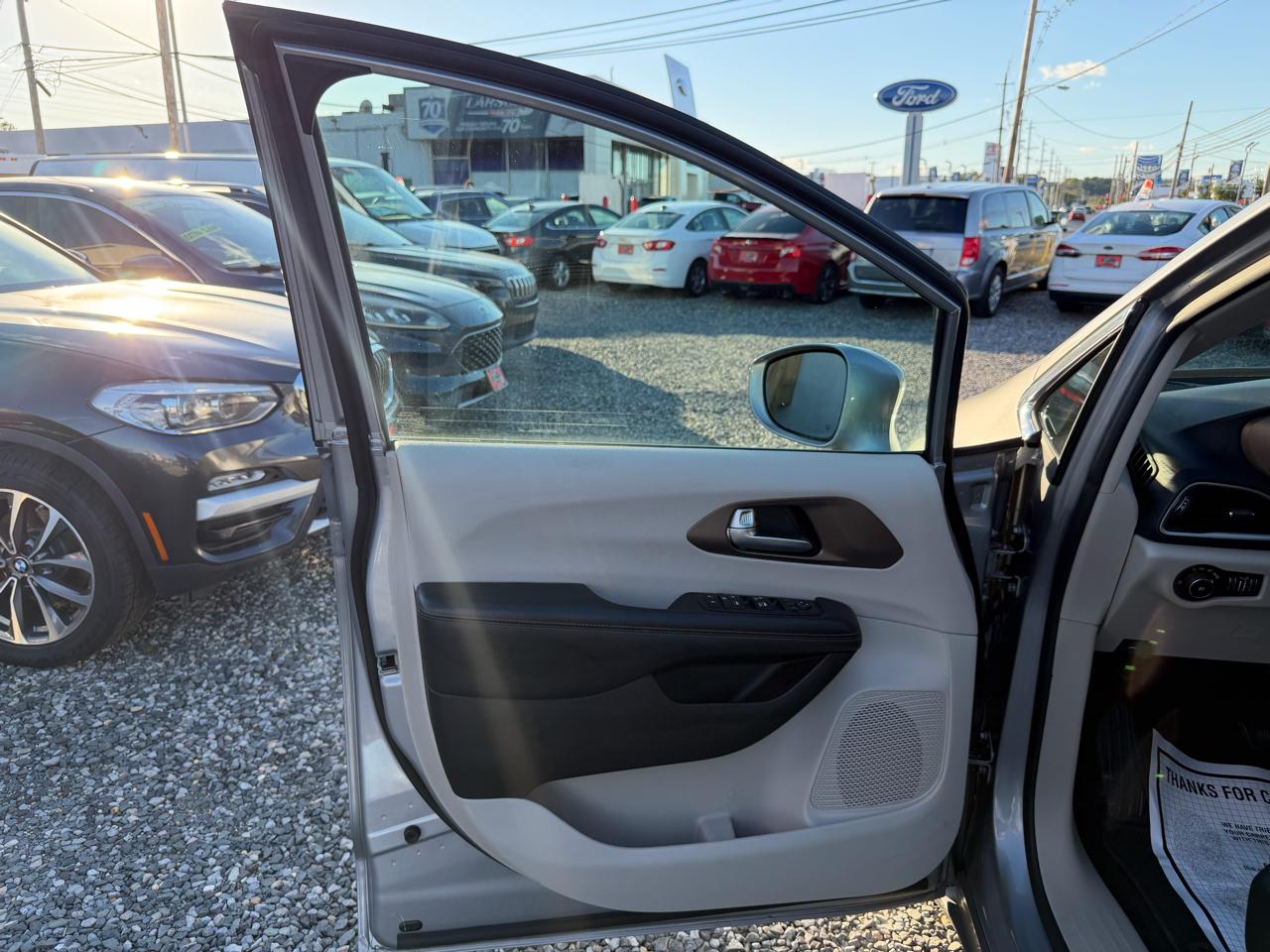 Chrysler Pacifica Touring-L 2017