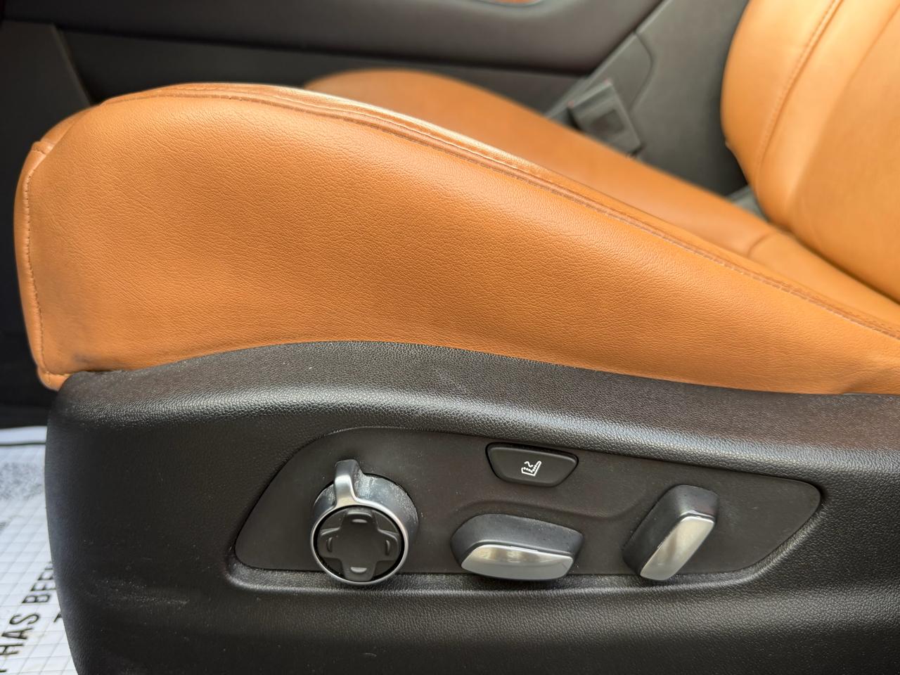 Cadillac XT4 Premium Luxury AWD 2019