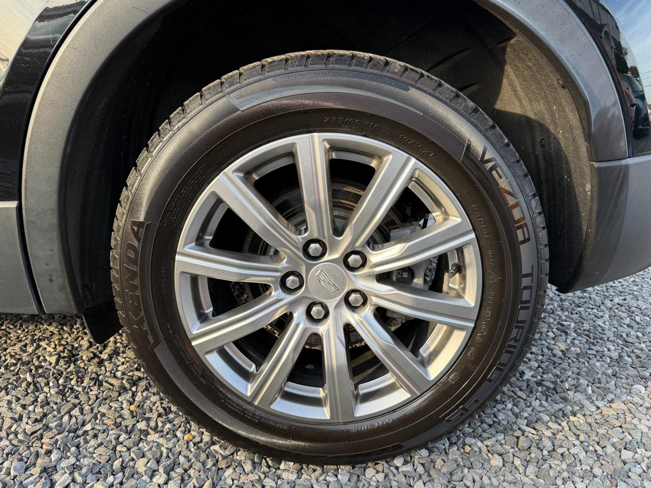 Cadillac XT4 Premium Luxury AWD 2019