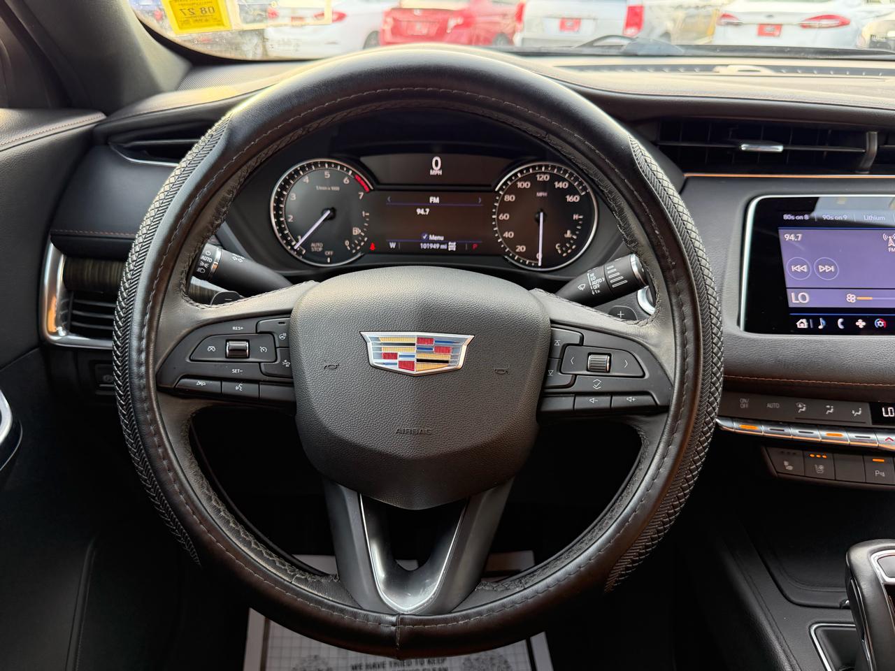 Cadillac XT4 Premium Luxury AWD 2019