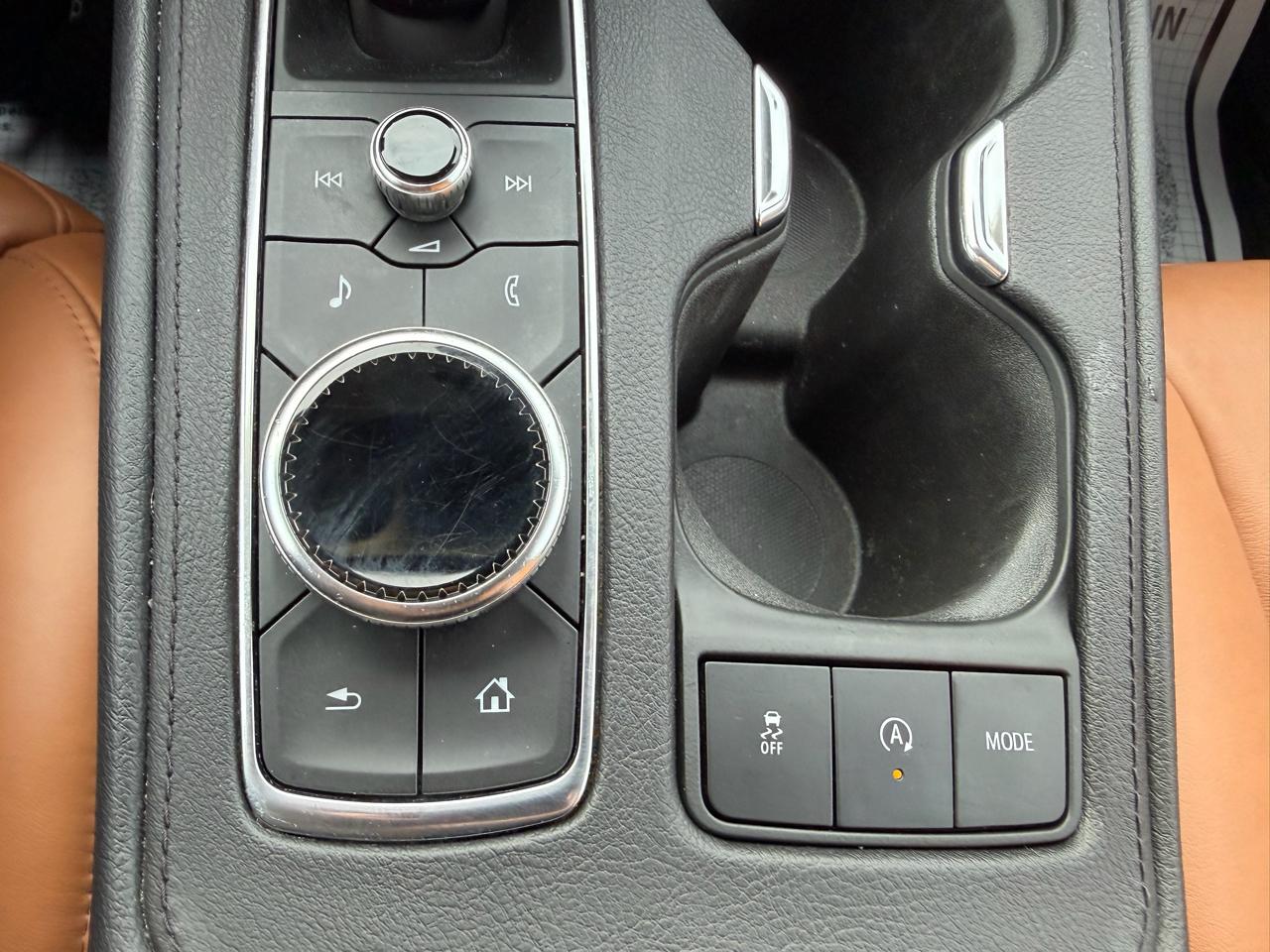 Cadillac XT4 Premium Luxury AWD 2019