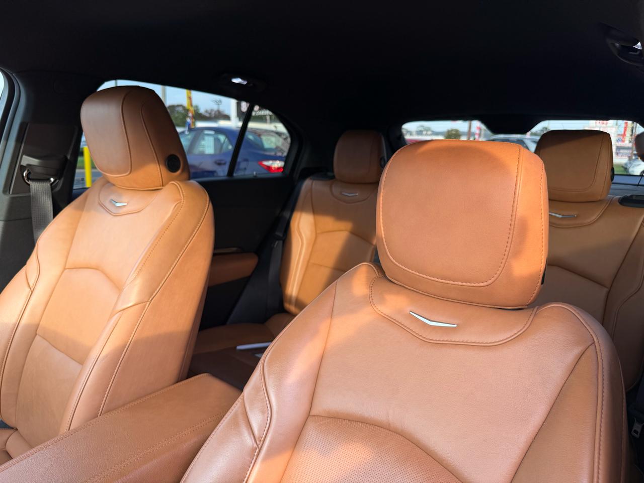 Cadillac XT4 Premium Luxury AWD 2019