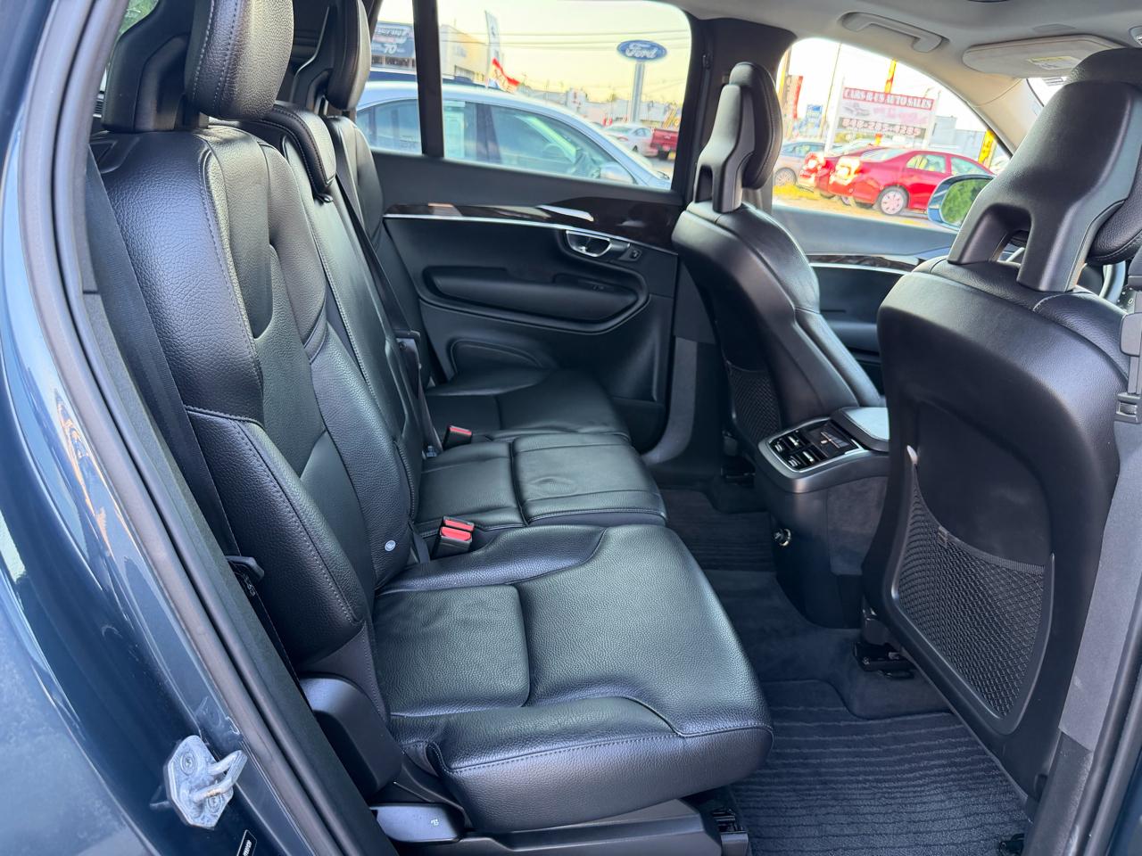 Volvo XC90 T6 Momentum AWD 2018