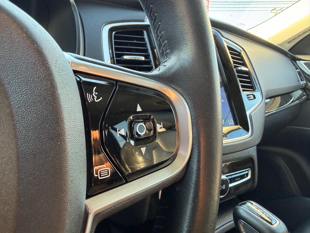 Volvo XC90 T6 Momentum AWD 2018