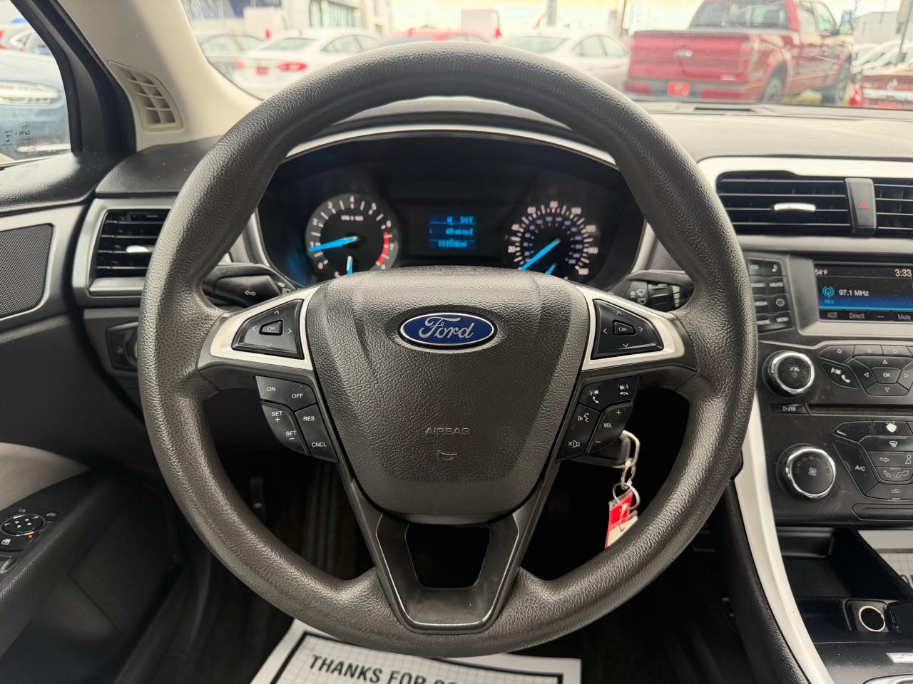 Ford Fusion S 2016