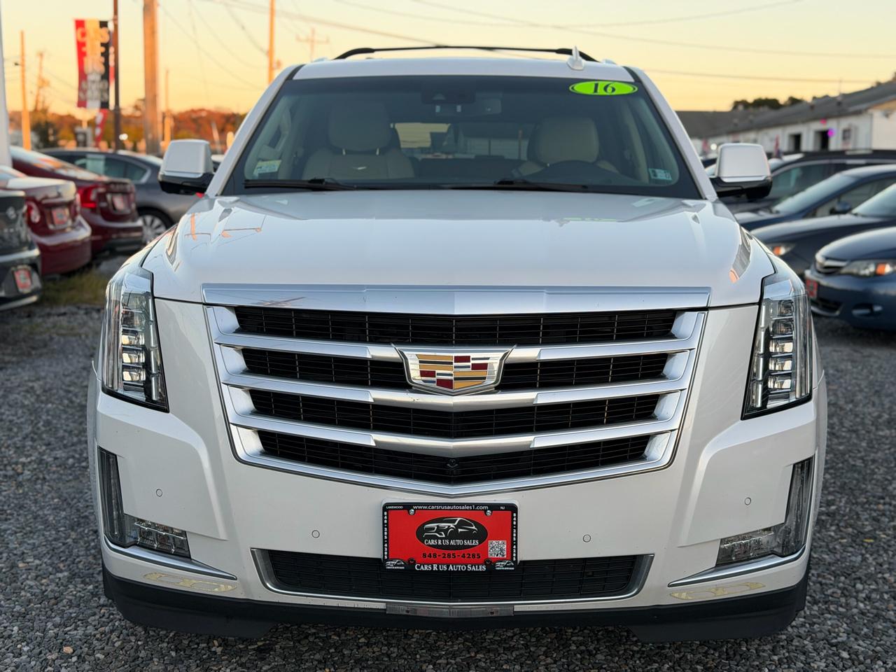 Cadillac Escalade ESV Luxury 4WD 2016