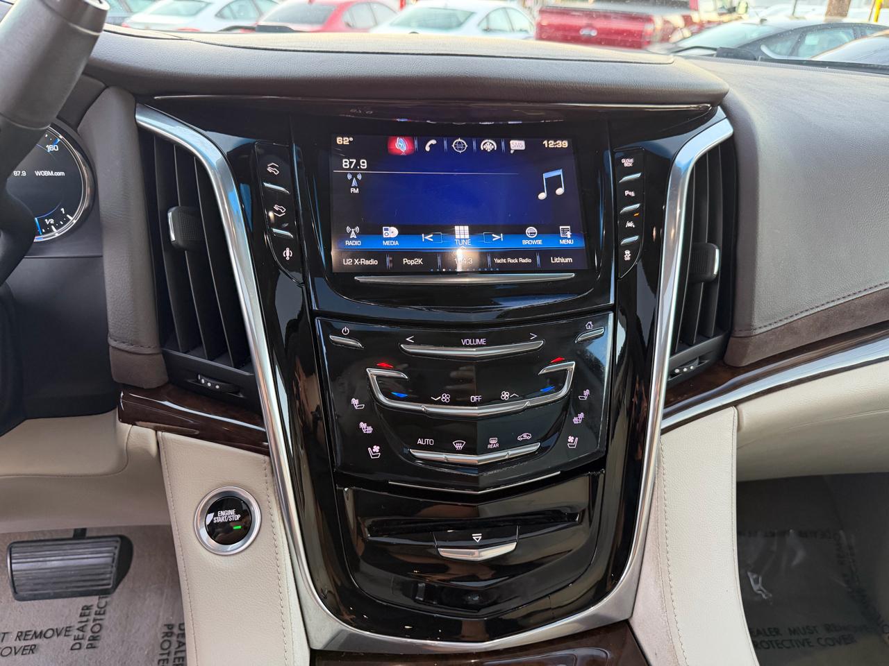 Cadillac Escalade ESV Luxury 4WD 2016