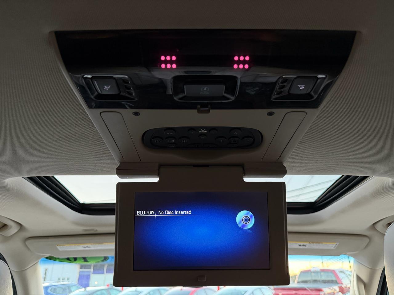 Cadillac Escalade ESV Luxury 4WD 2016