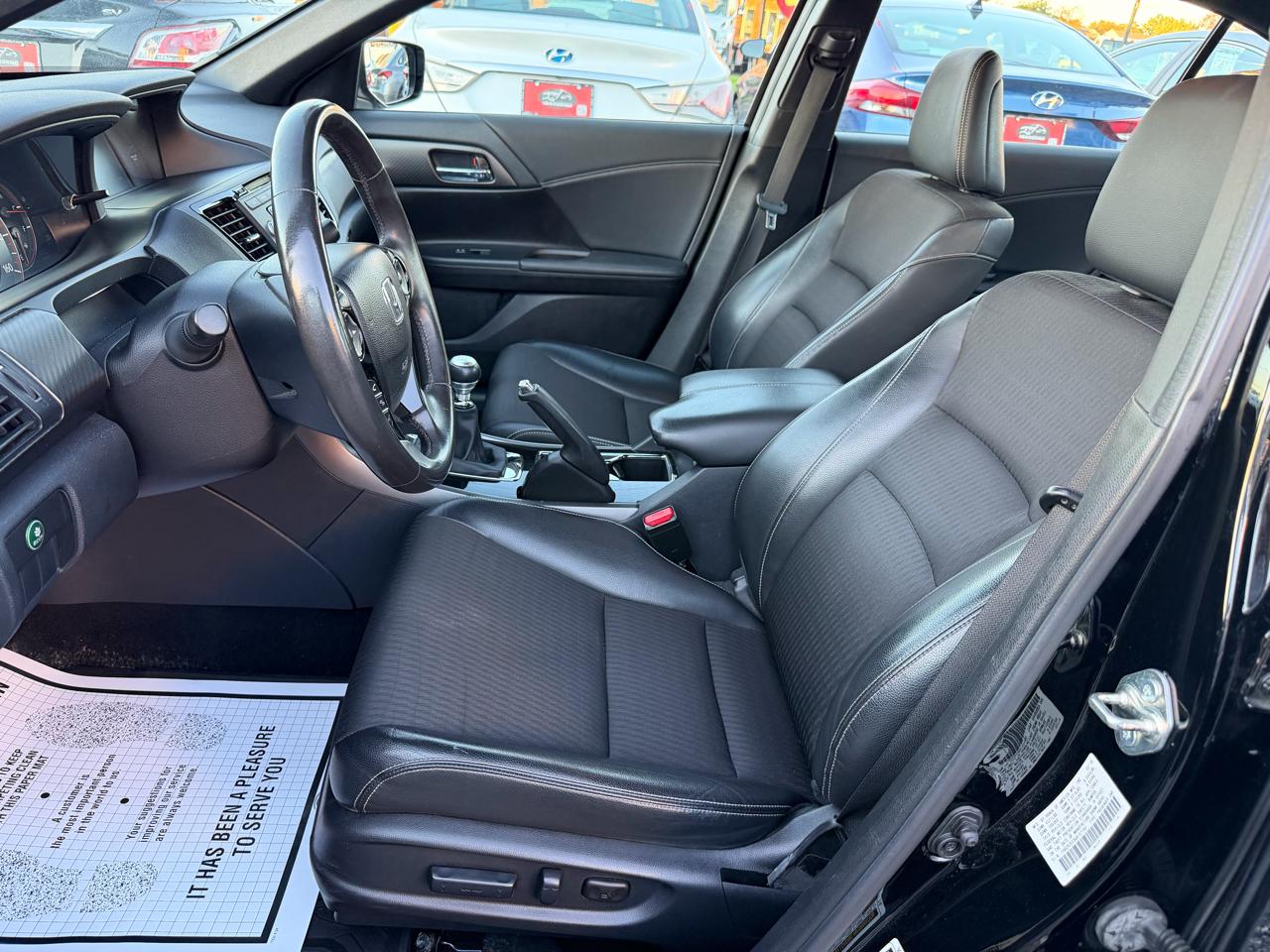 Honda Accord Sport 6-Spd MT 2016