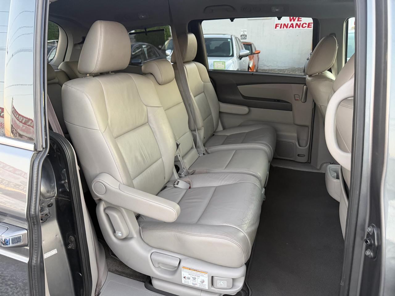 Honda Odyssey Touring 2012