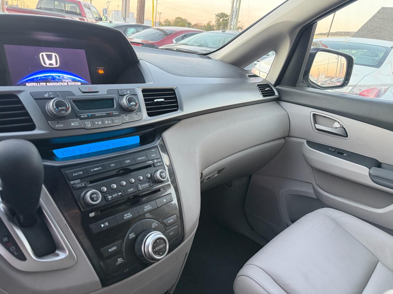 Honda Odyssey Touring 2012