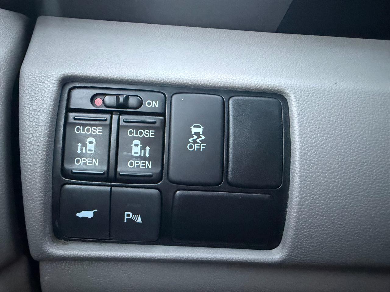 Honda Odyssey Touring 2012