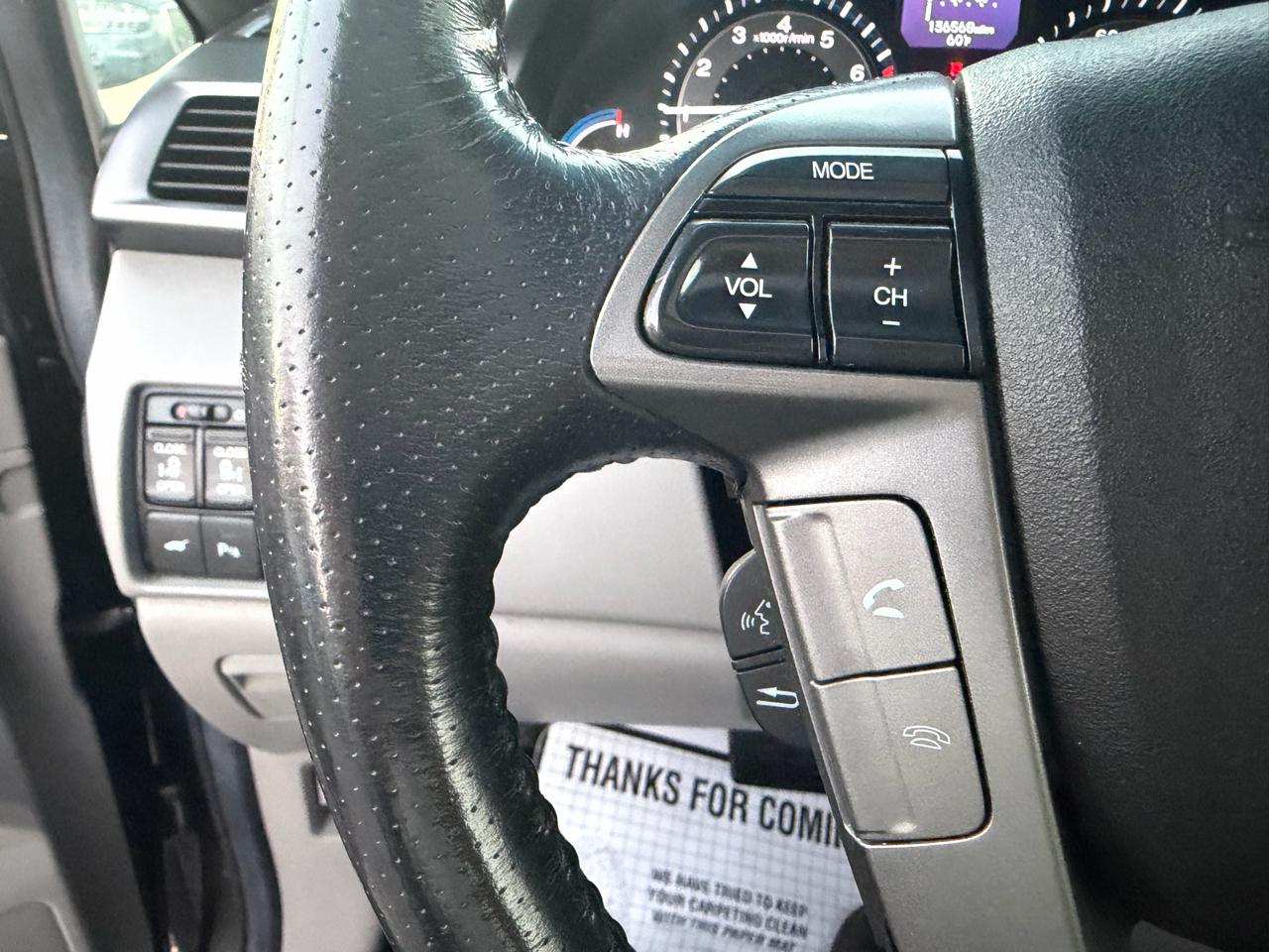 Honda Odyssey Touring 2012