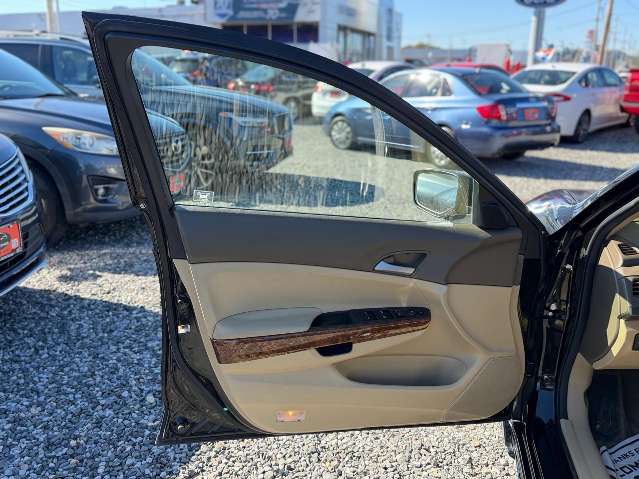 Honda Accord EX Sedan AT 2010
