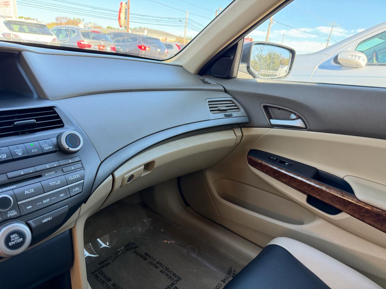 Honda Accord EX Sedan AT 2010