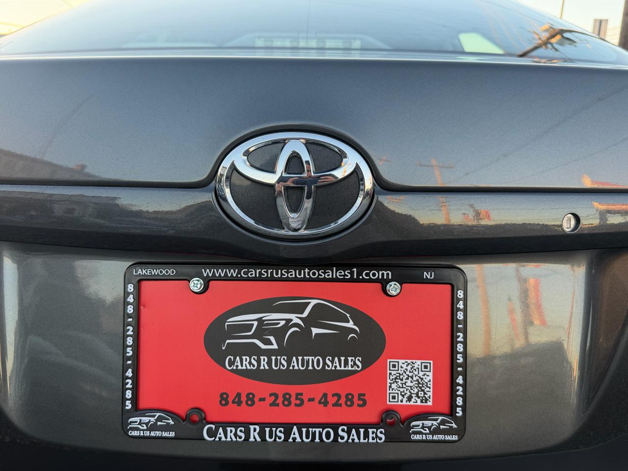 Toyota Camry 4dr Sdn LE Auto 2010