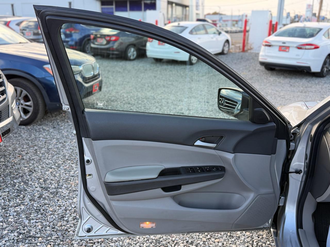 Honda Accord LX-P Sedan AT 2010