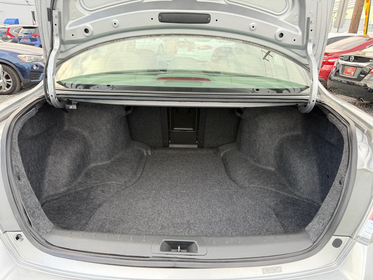 Honda Accord LX-P Sedan AT 2010
