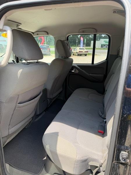 Nissan Frontier S Crew Cab 5AT 2WD 2017