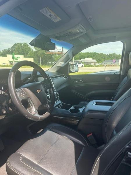 Chevrolet Suburban LT 4WD 2019