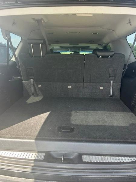 Chevrolet Suburban LT 4WD 2019