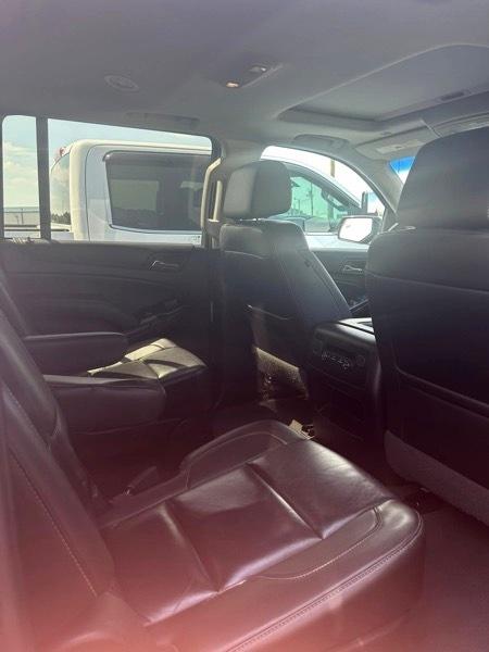 Chevrolet Suburban LT 4WD 2019