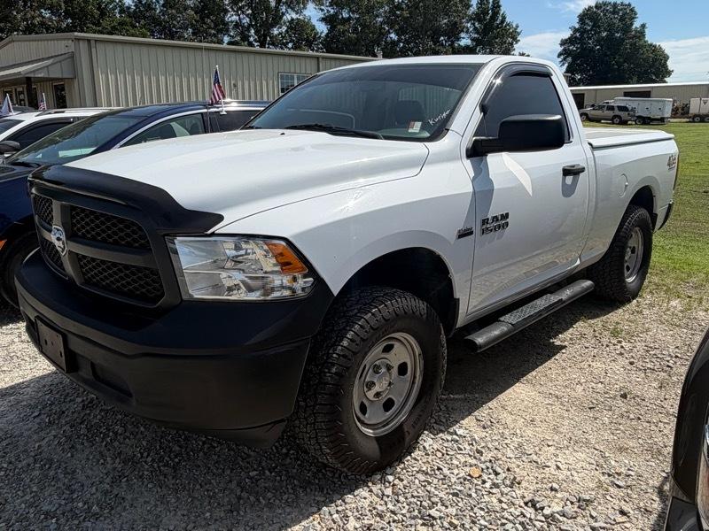 RAM 1500 Tradesman Regular Cab SWB 4WD 2017
