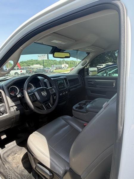 RAM 1500 Tradesman Regular Cab SWB 4WD 2017