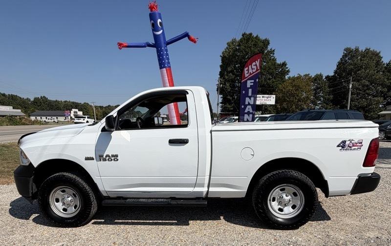 RAM 1500 Tradesman Regular Cab SWB 4WD 2017