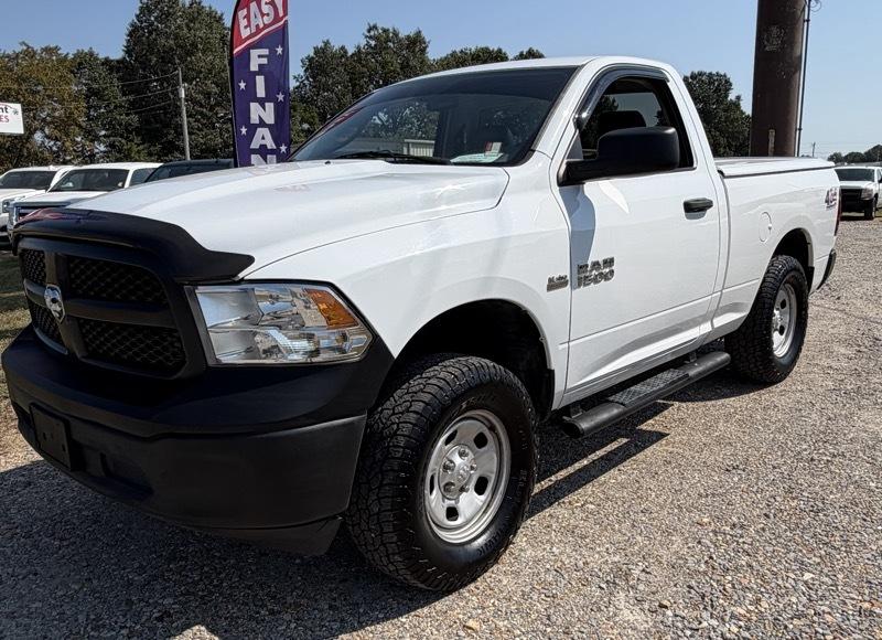 RAM 1500 Tradesman Regular Cab SWB 4WD 2017