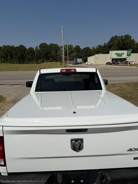 RAM 1500 Tradesman Regular Cab SWB 4WD 2017