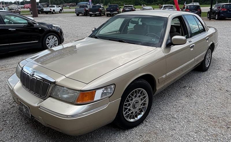 Mercury Grand Marquis GS 2000