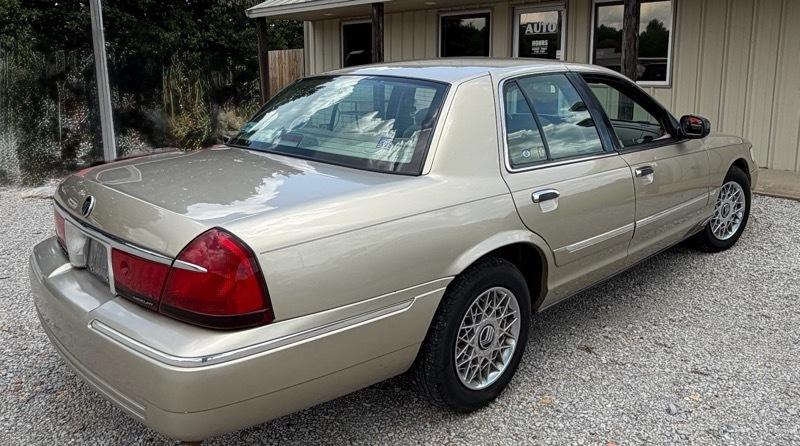 Mercury Grand Marquis GS 2000