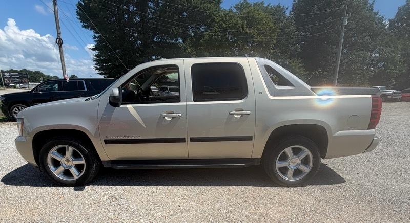 Chevrolet Avalanche LS 4WD 2007