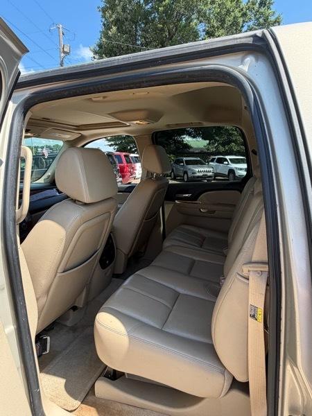 Chevrolet Avalanche LS 4WD 2007