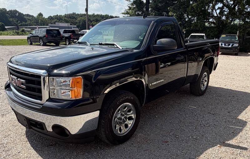 GMC Sierra 1500 Base Crew Cab Short Box 2WD 2008